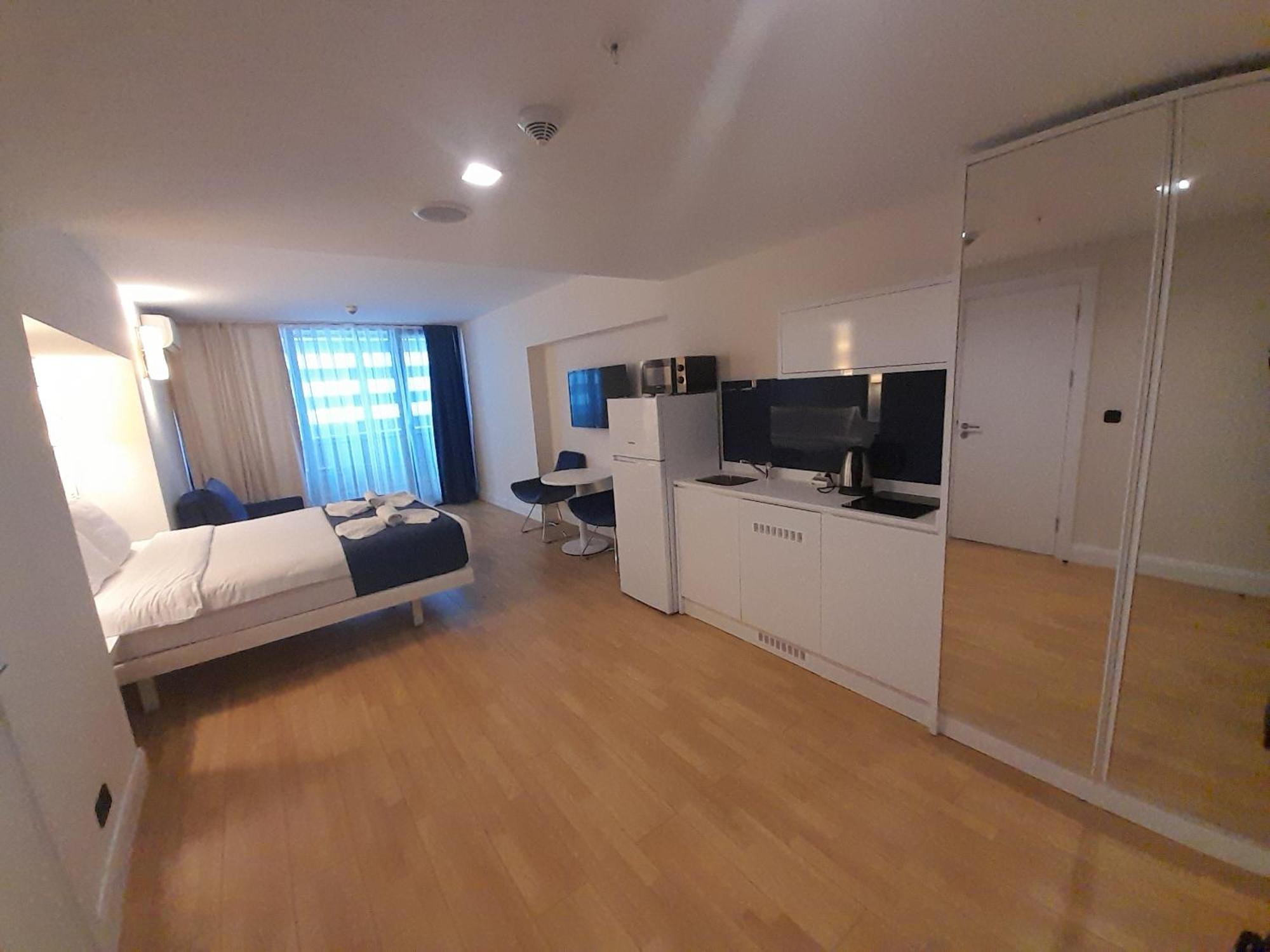 Smart Aparthotel Orbi City Batumi Eksteriør bilde