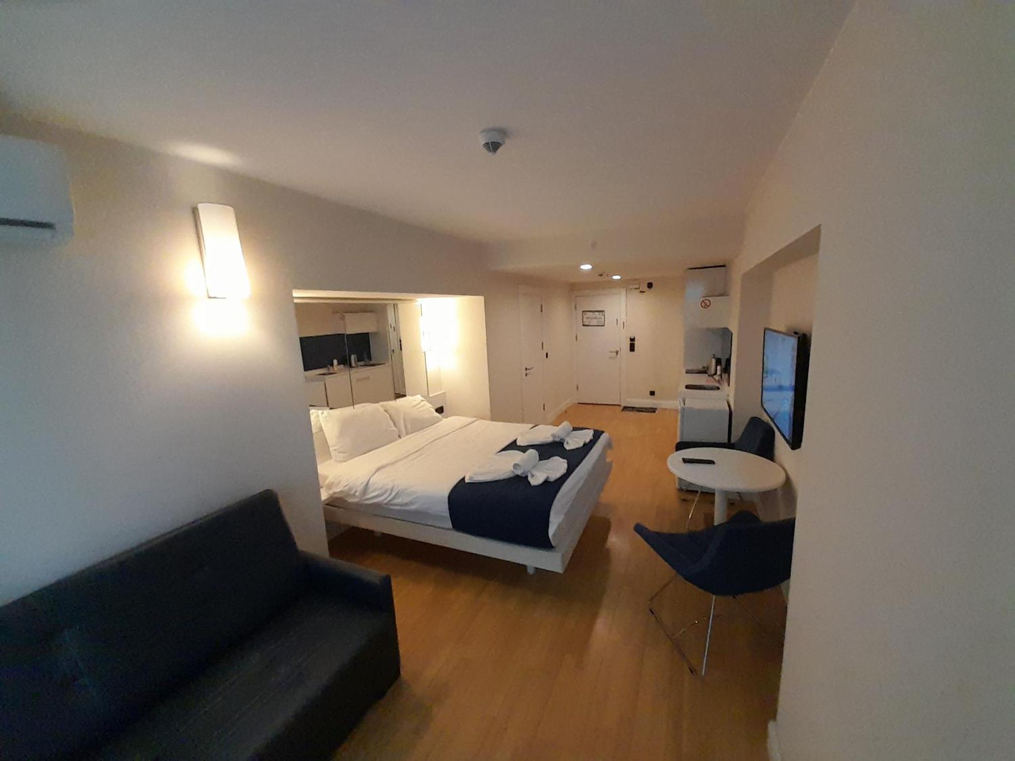 Smart Aparthotel Orbi City Batumi Rom bilde