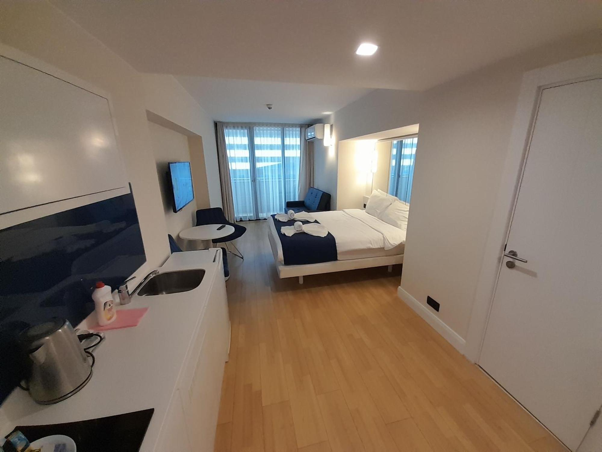 Smart Aparthotel Orbi City Batumi Rom bilde
